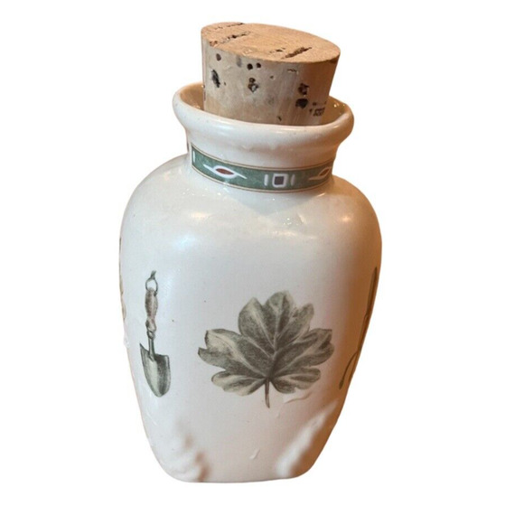 Pfaltzgraff Naturewood Spice Jar with Cork ~ BASIL Ceramic - Picture 3 of 8